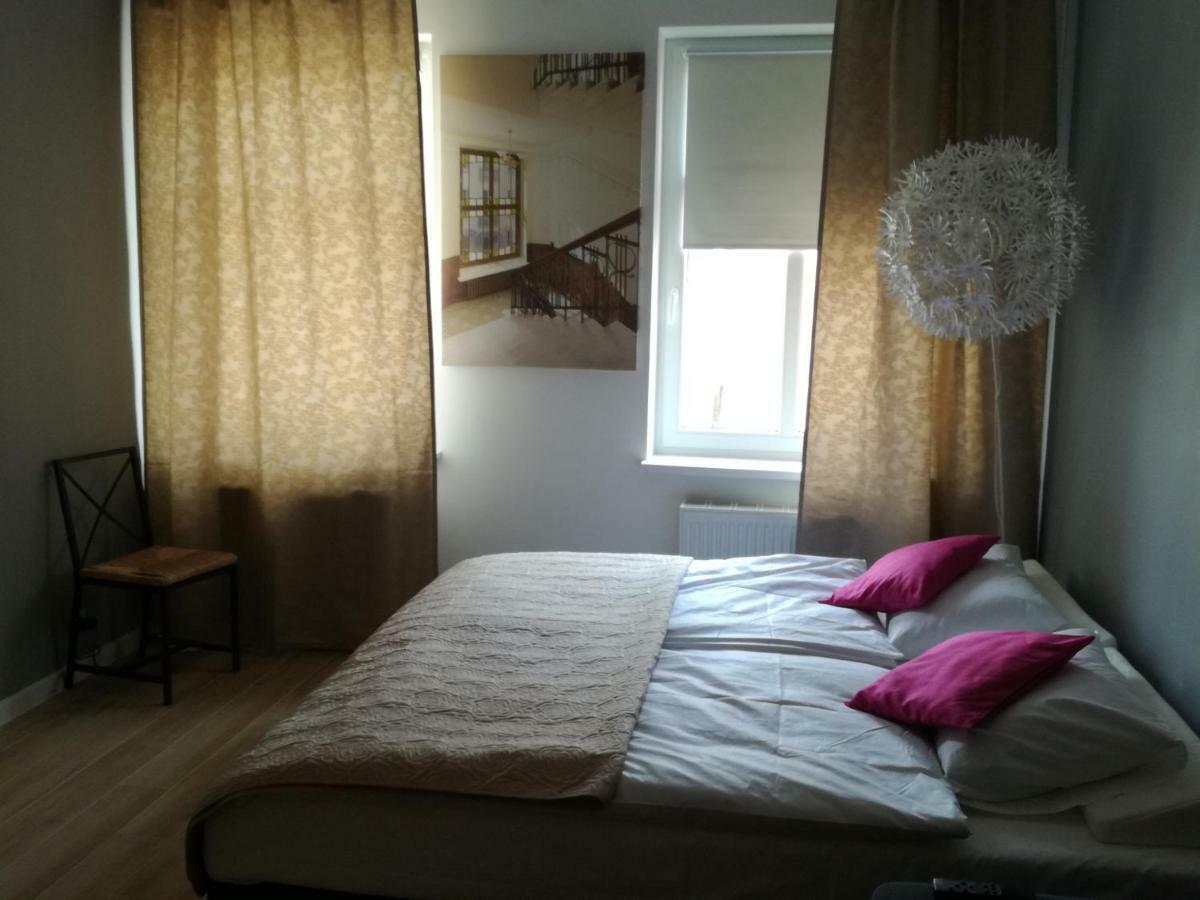 Novitas Apartments วรอตซวาฟ ภายนอก รูปภาพ